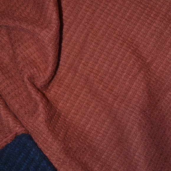 Waffle Weave Shirt.  Size XS, but will fit bigger!  NWOT - Picture 4 of 4